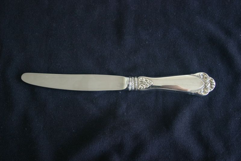 Laila stor spisekniv