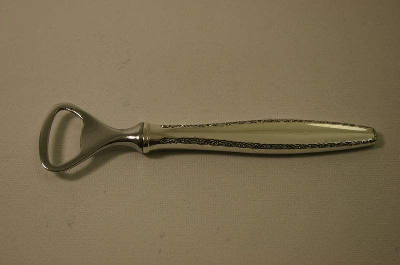 Romanse flaskeåpner